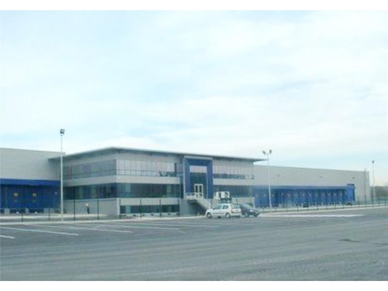 Située à une dizaine de minutes à l'est de Montbé