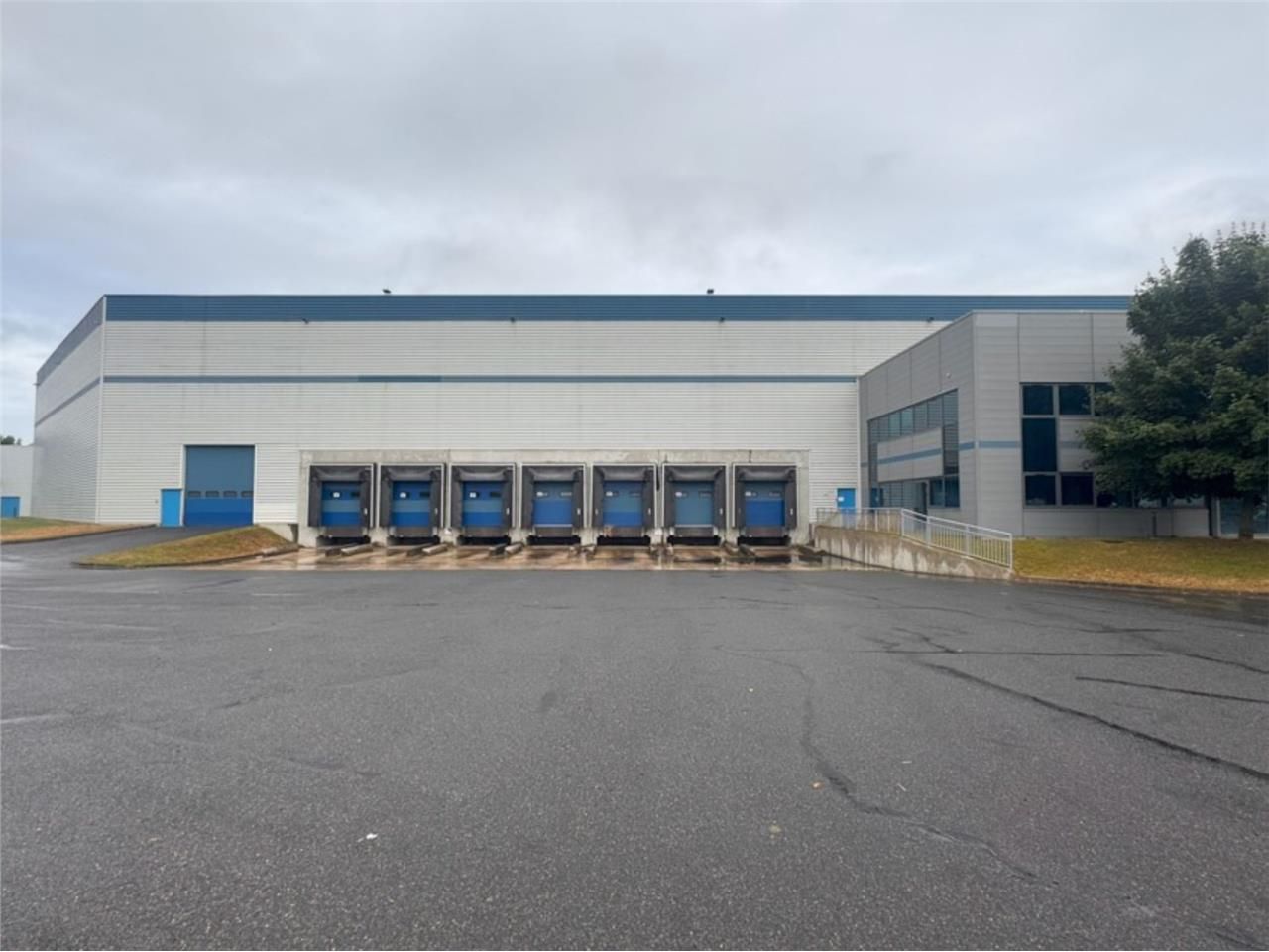 COMBS-LA-VILLE (77),[ZA Paris Sud], CBRE vous pro