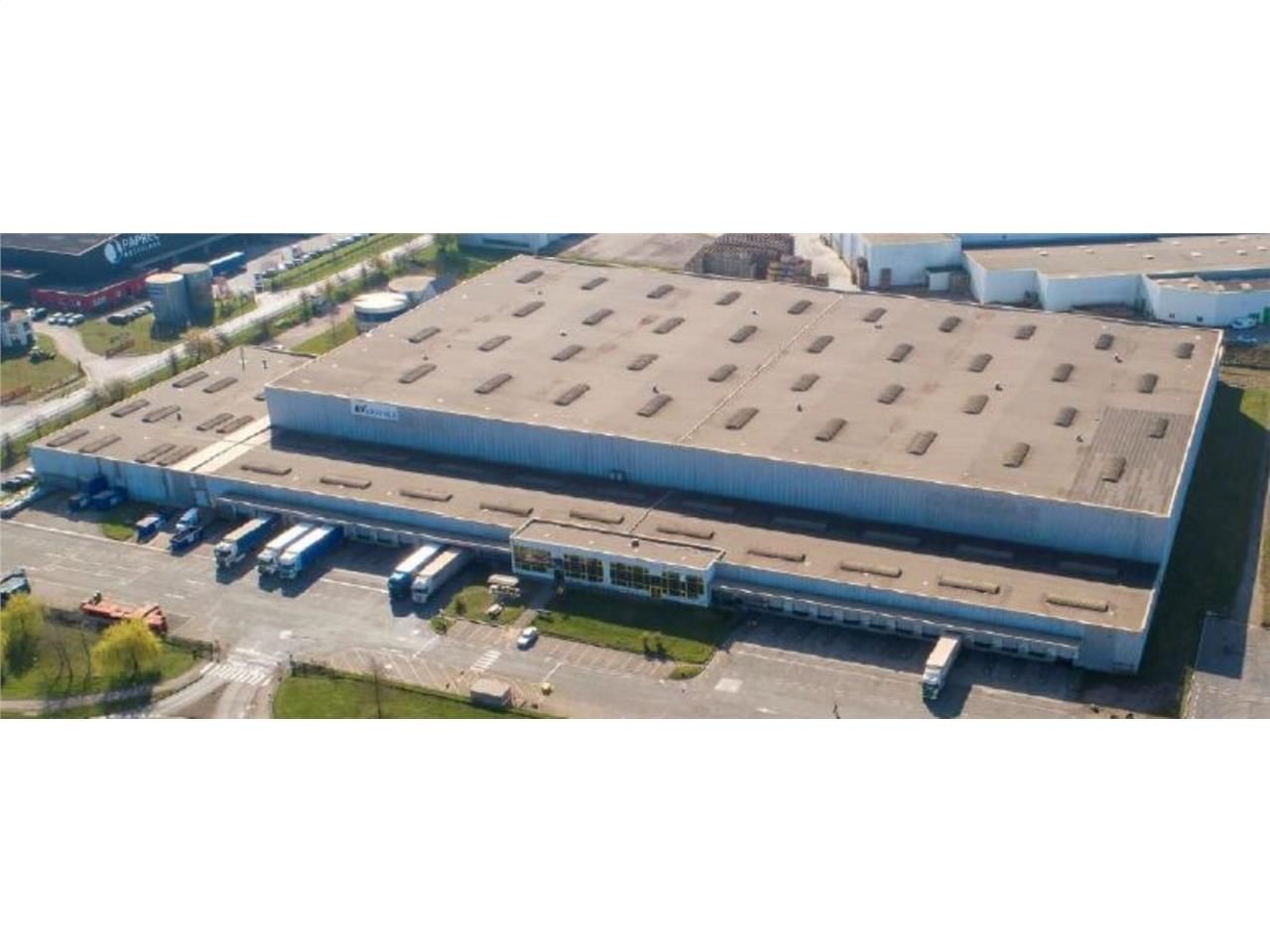 CBRE vous propose à louer, un entrepôt d'une surf