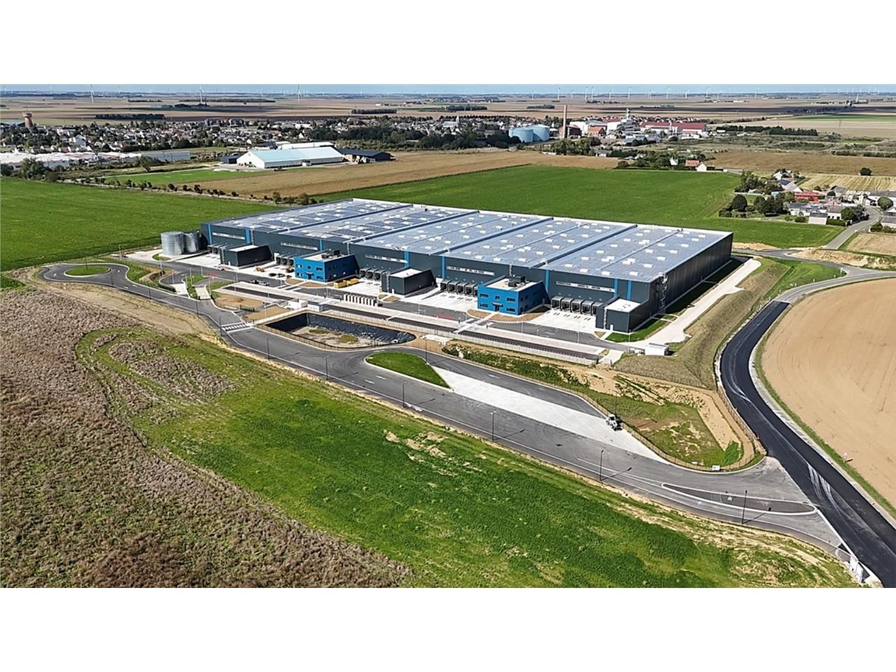 A 35 km d'Orléans, CBRE vous propose à la locatio