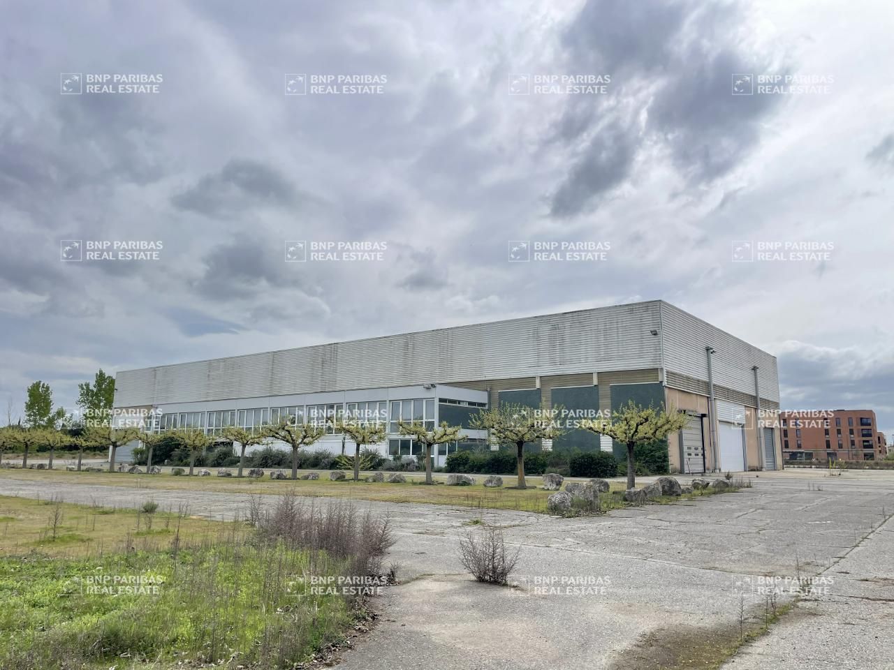 3200 m² pour ce activité en location à Toulouse