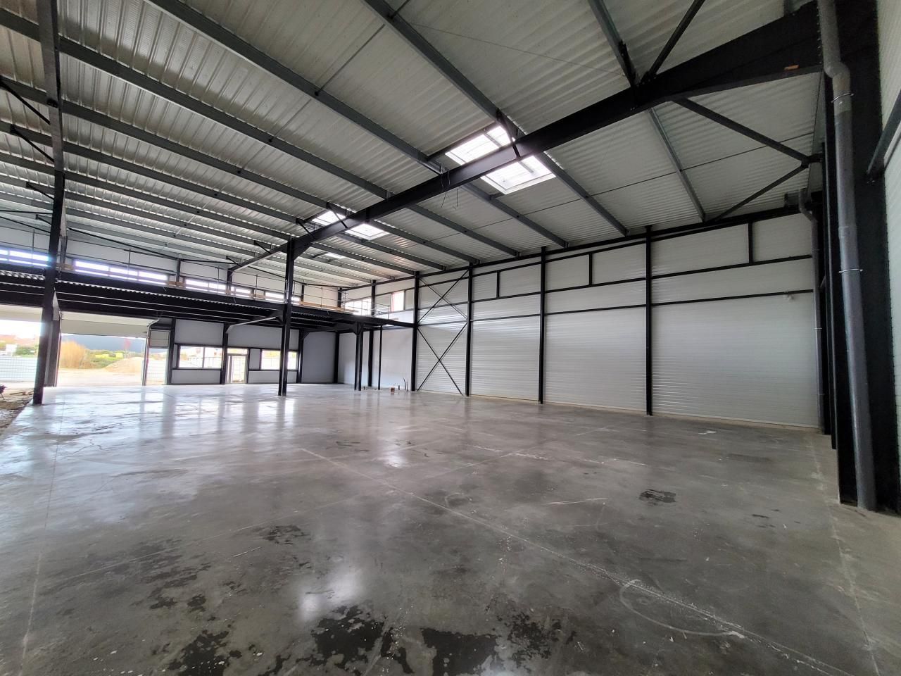 Vente PME-PMI 2250 m² divisibles 95340 Persan