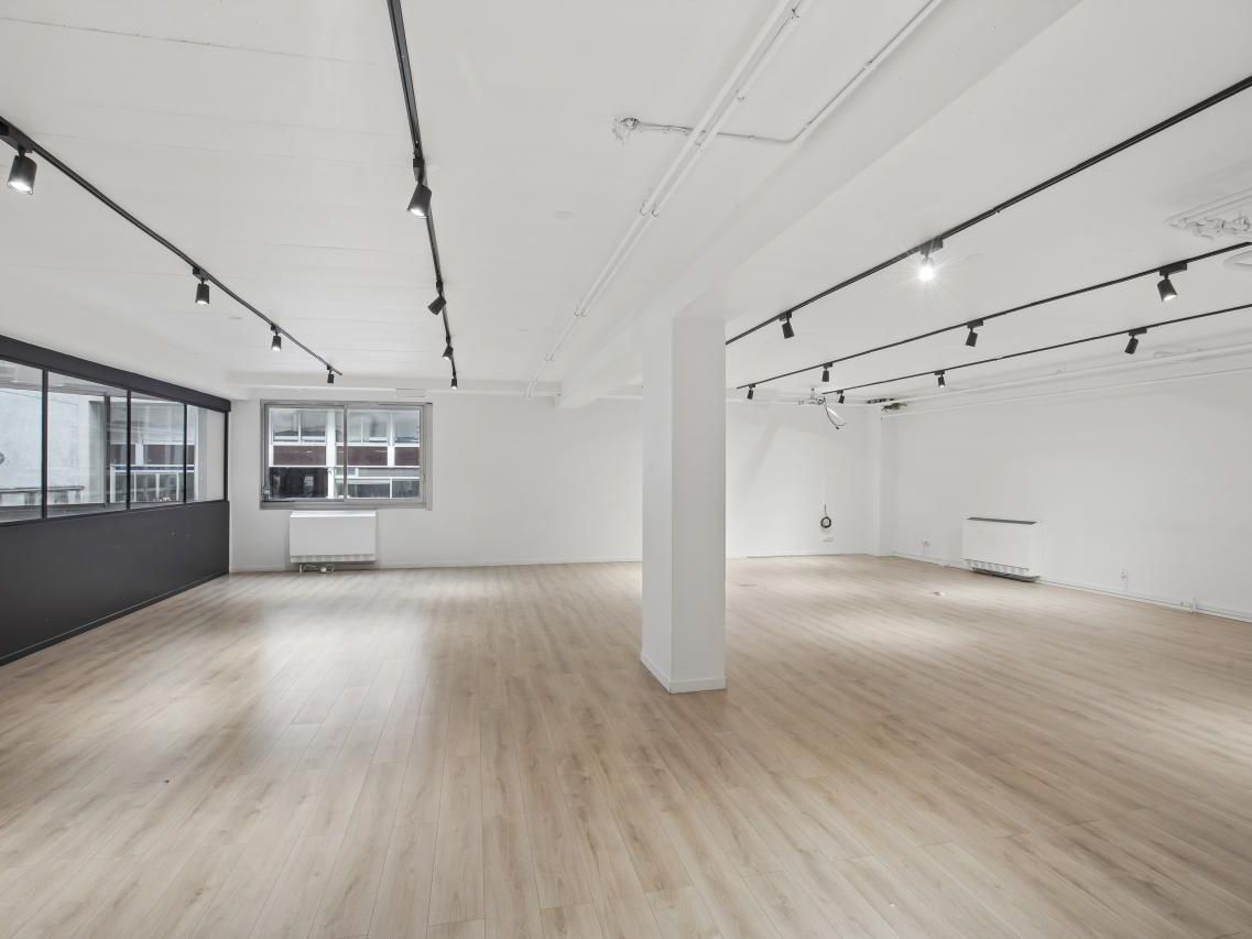 Location Bureaux 225 m² non divisibles 75010 Paris