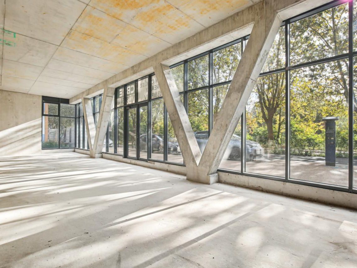 Vente Bureaux 818 m² divisibles 93450 Île-saint-denis