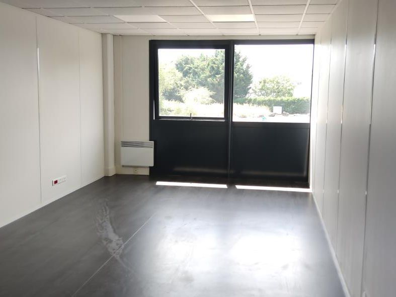 731 m² pour ce bureaux en location à Herblay-sur-seine