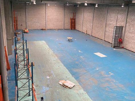 Location PME-PMI 555 m² non divisibles 93150 Le blanc-mesnil