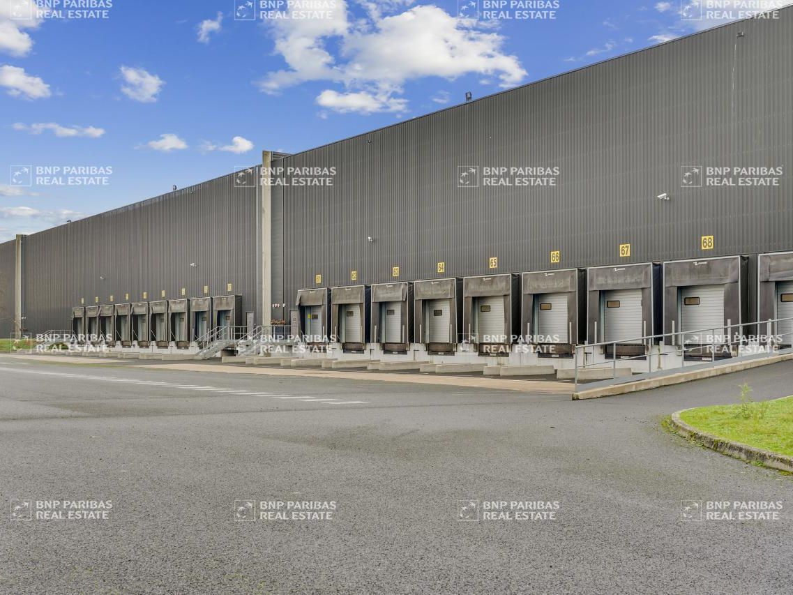 Location Entrepôts classe A 12063 m² non divisibles 41260 La chaussée-saint-victor