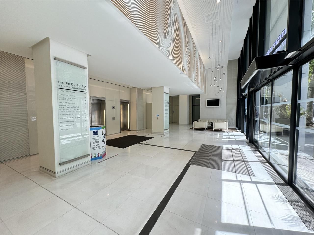 Au coeur du 17ème arrondissement, au croisement d