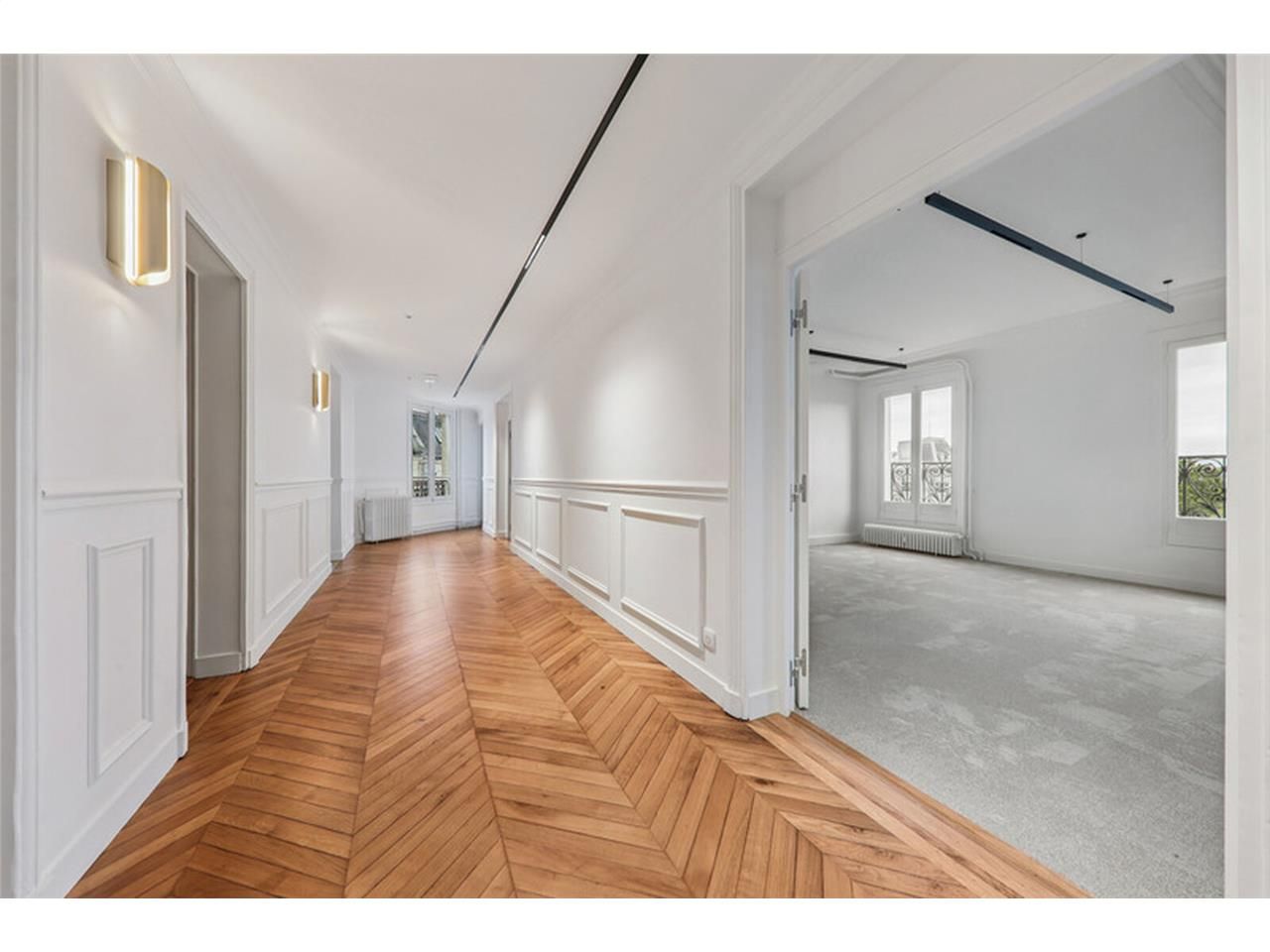 Alex Bolton vous propose à la location plusieurs