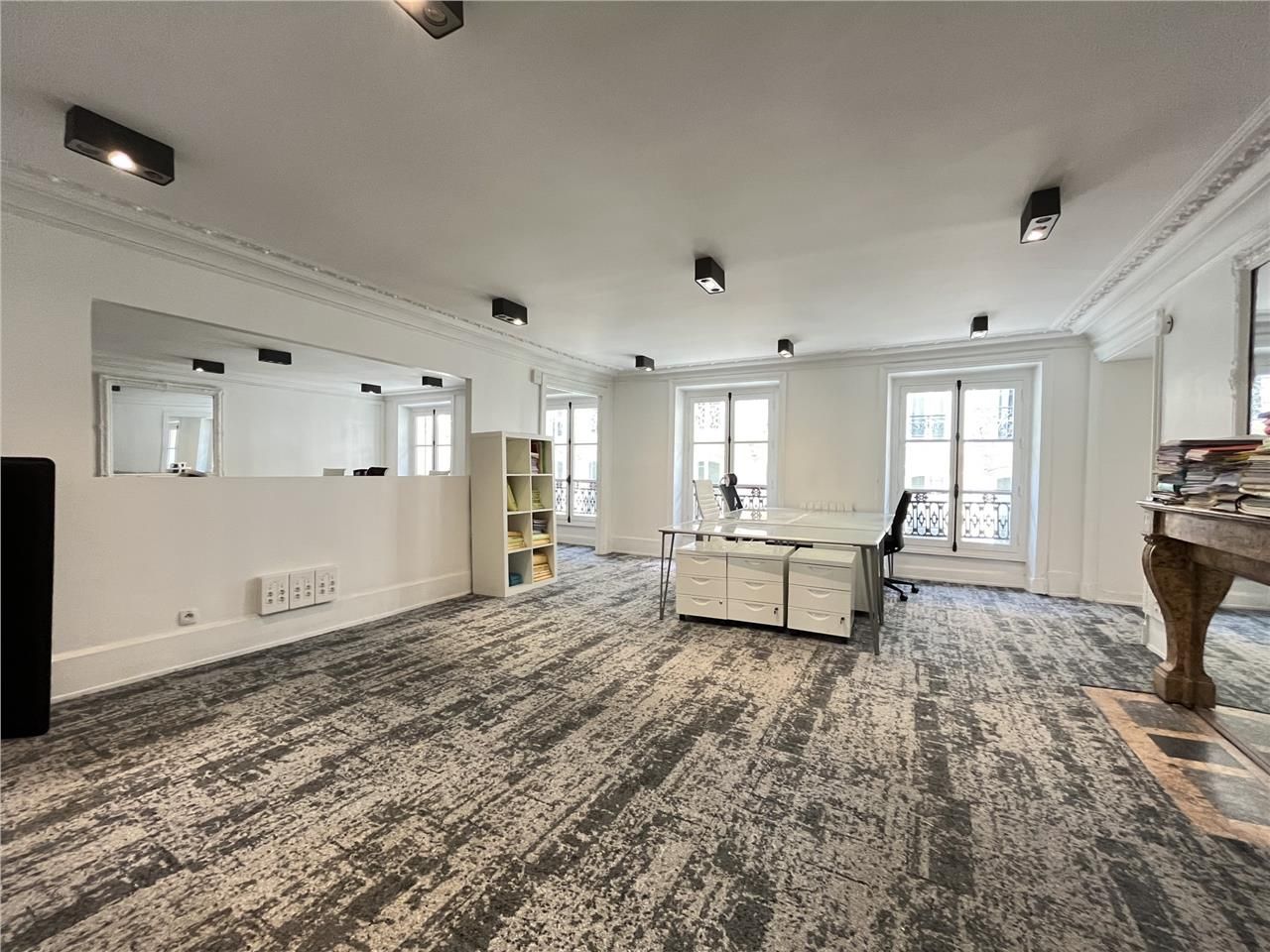 Alex Bolton vous propose à la vente une surface d