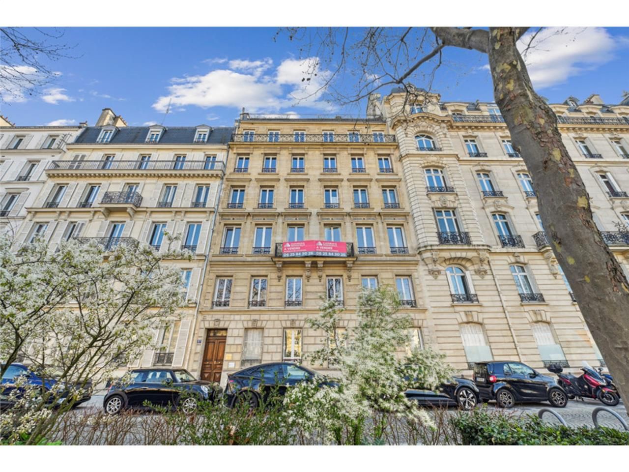 Nous vous invitons à découvrir ces bureaux rénové