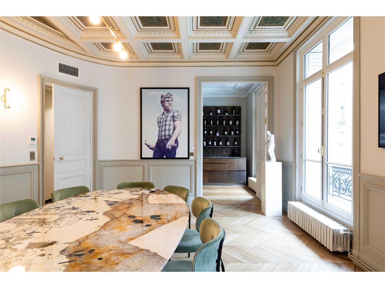 Nous vous proposons à la vente un lot de copropri