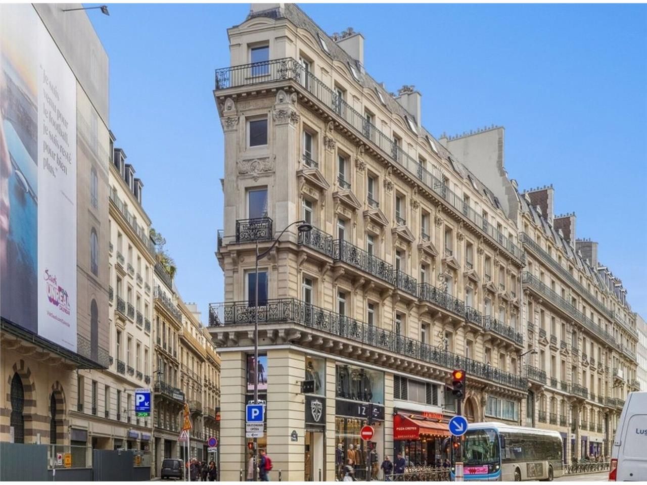 Découvrez une opportunité rare d'acquérir des bur