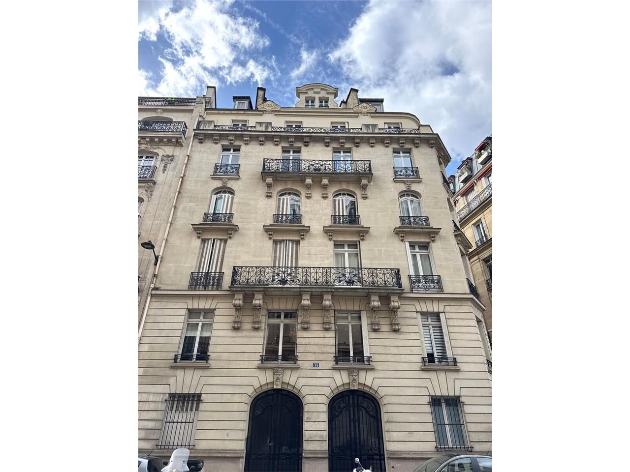 Alex Bolton vous propose à la location une surfac