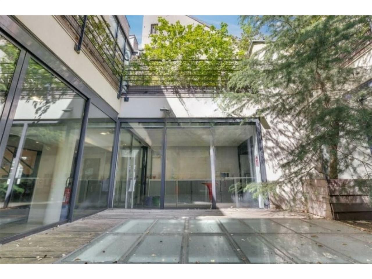 Découvrez une opportunité immobilière avec Alex B