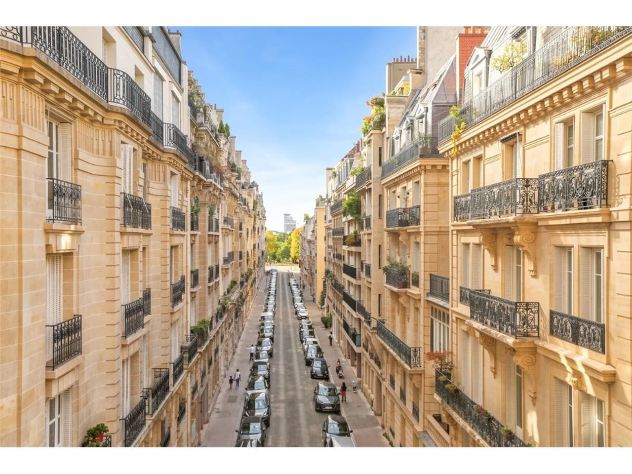 A deux pas de l'avenue Foch, nous vous proposons 