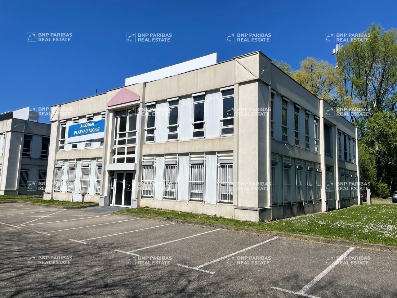 Location Bureaux 150 m² non divisibles 38950 Saint-martin-le-vinoux