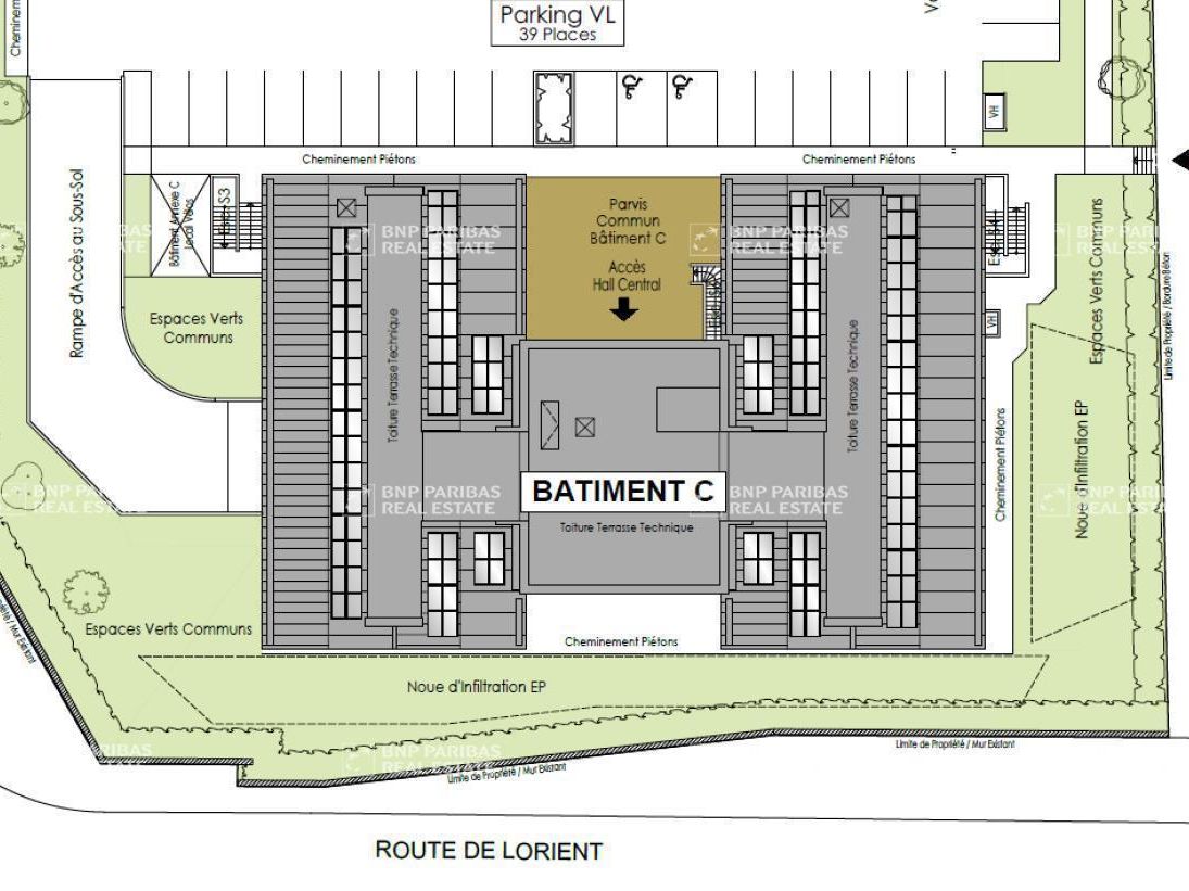 2482 m² pour ce bureaux en location à Rennes