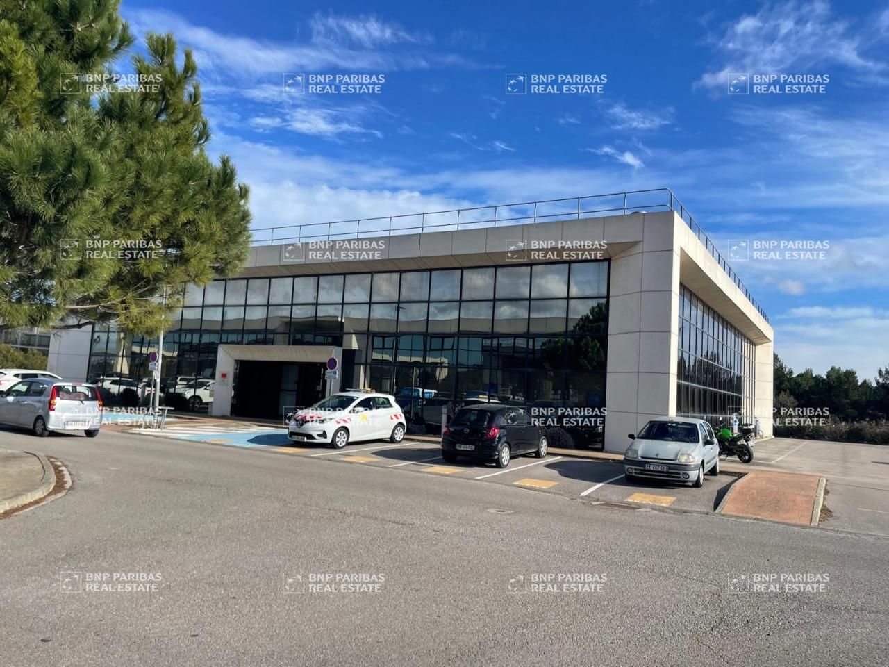 1675 m² pour ce bureaux en vente à Narbonne