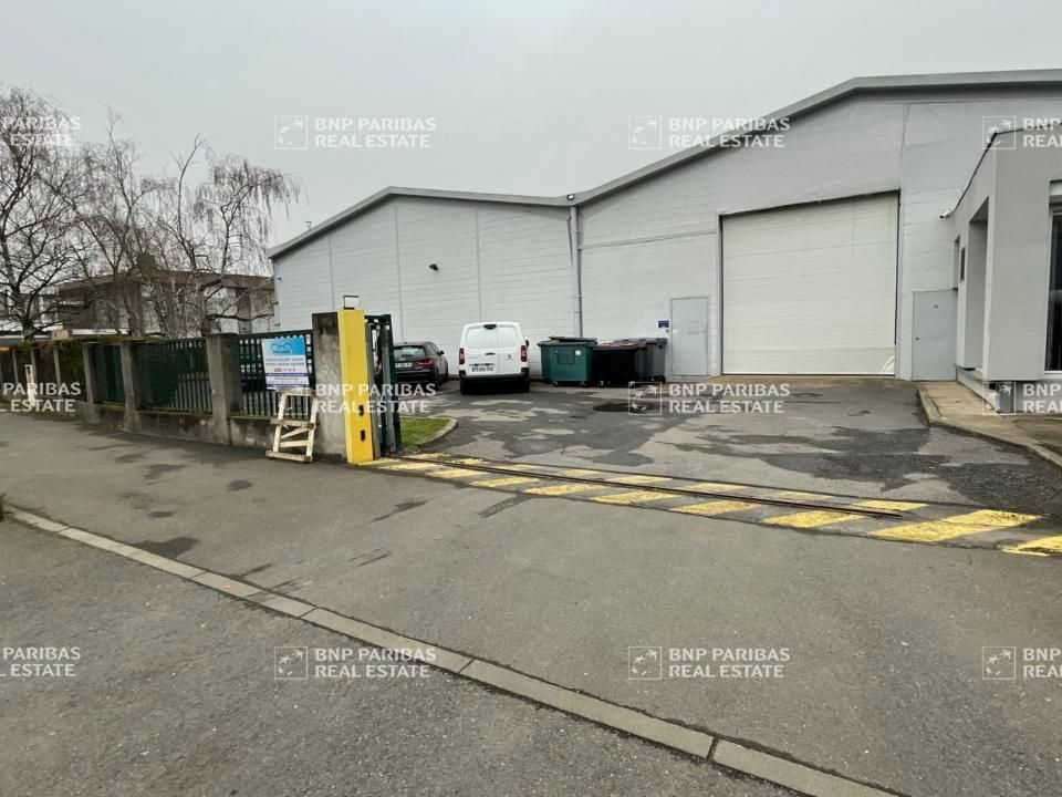 Location Activité 1713 m² non divisibles 91420 Morangis