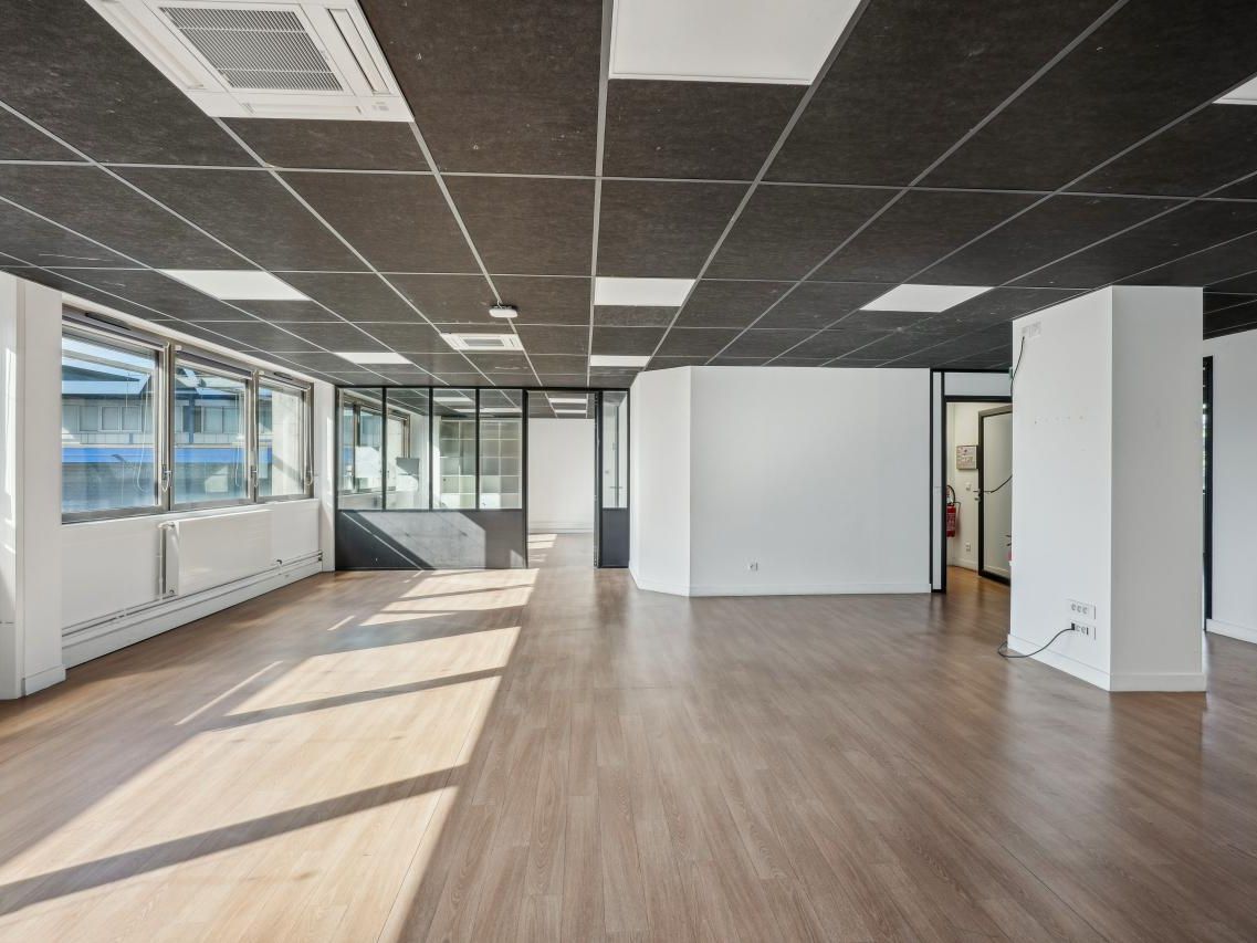 Location Bureaux 380 m² non divisibles 92110 Clichy