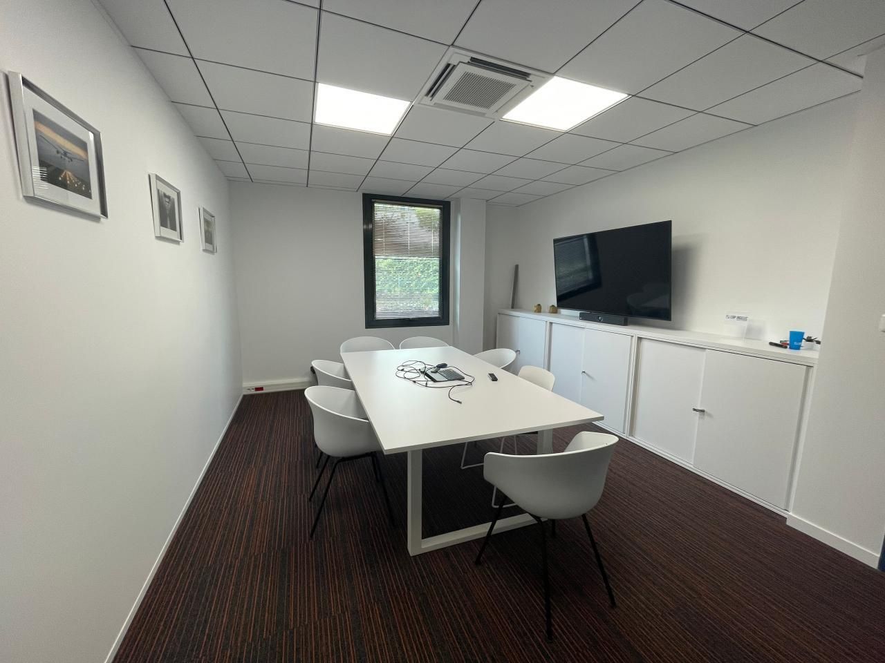 Location Bureaux 851.28 m² non divisibles 33700 Mérignac
