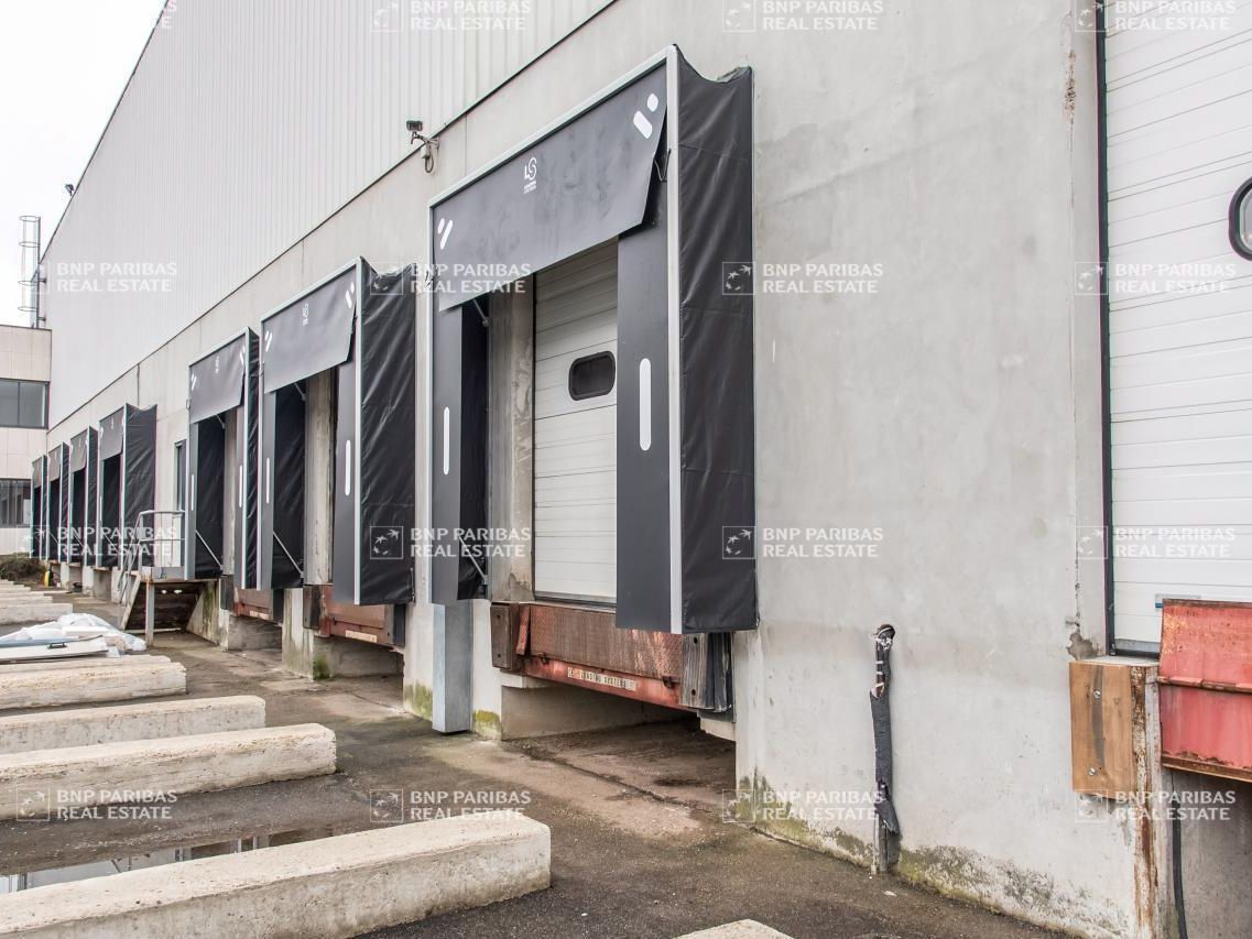 Location Activité 4993 m² non divisibles 91070 Bondoufle