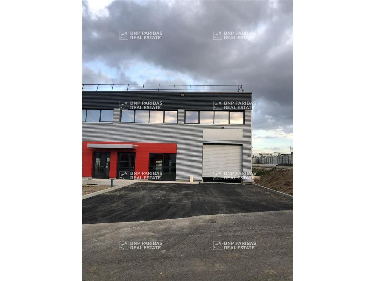 356 m² pour ce activité en location à Gignac-la-nerthe