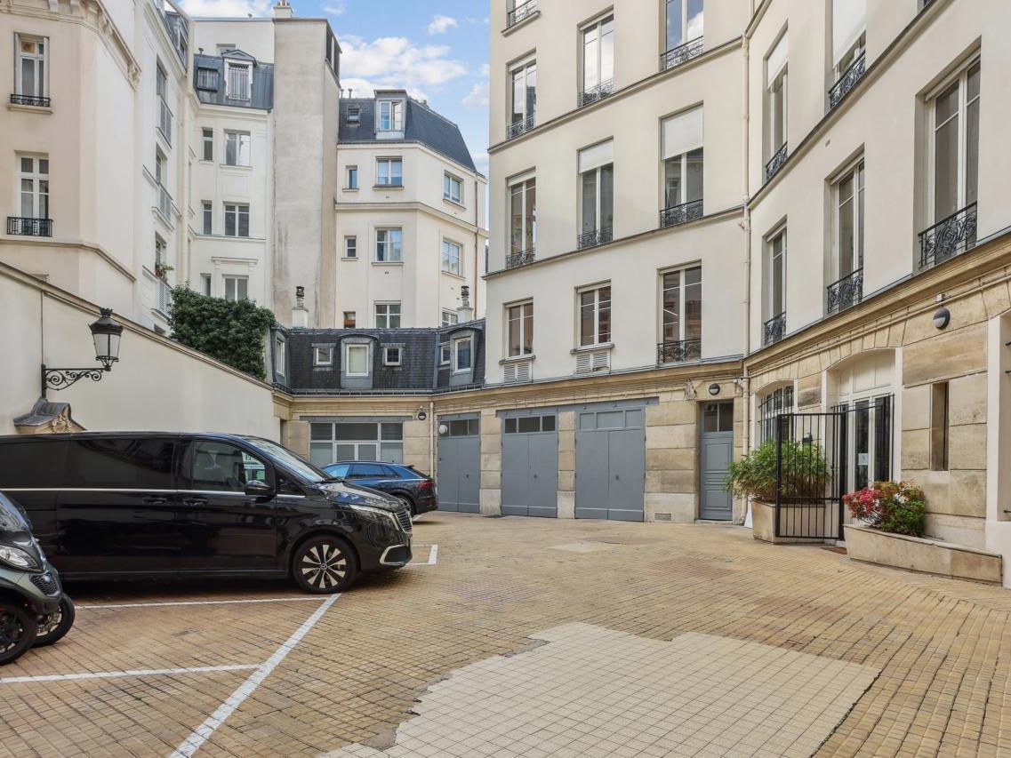 Location bureaux à Paris 75017