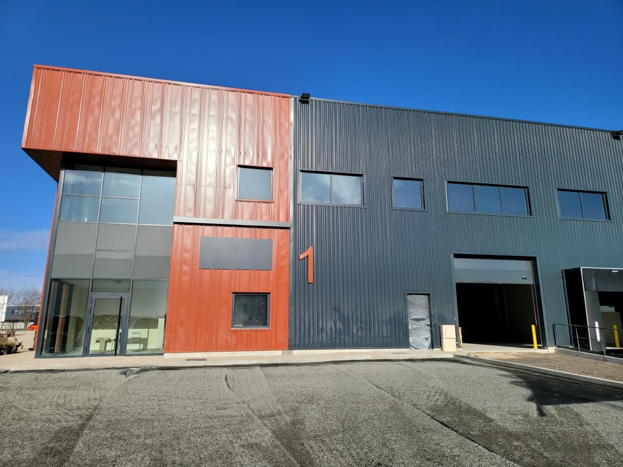 2436 m² pour ce pme-pmi en location à Saint-ouen-l'aumône