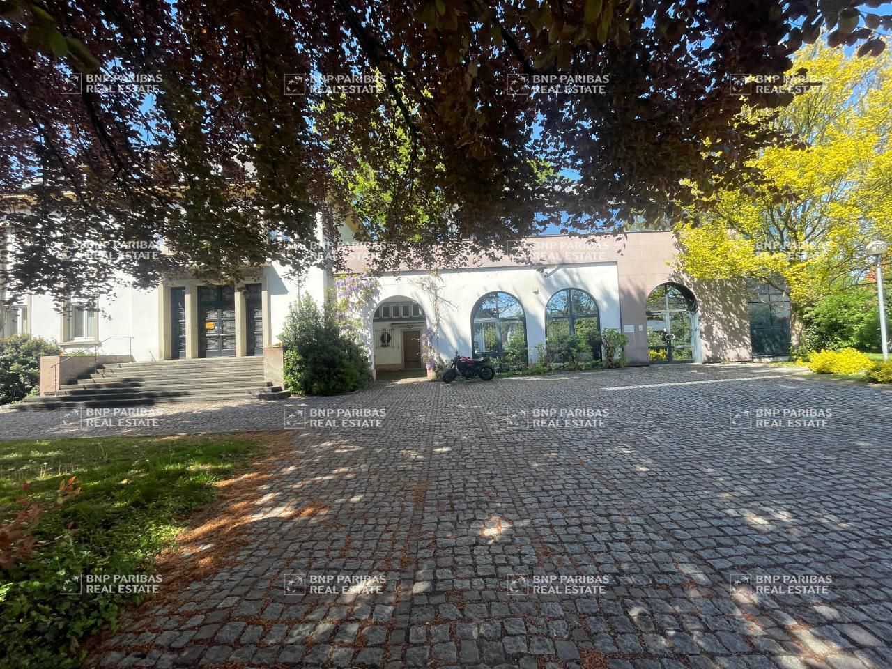 258.89 m² pour ce bureaux en location à Strasbourg