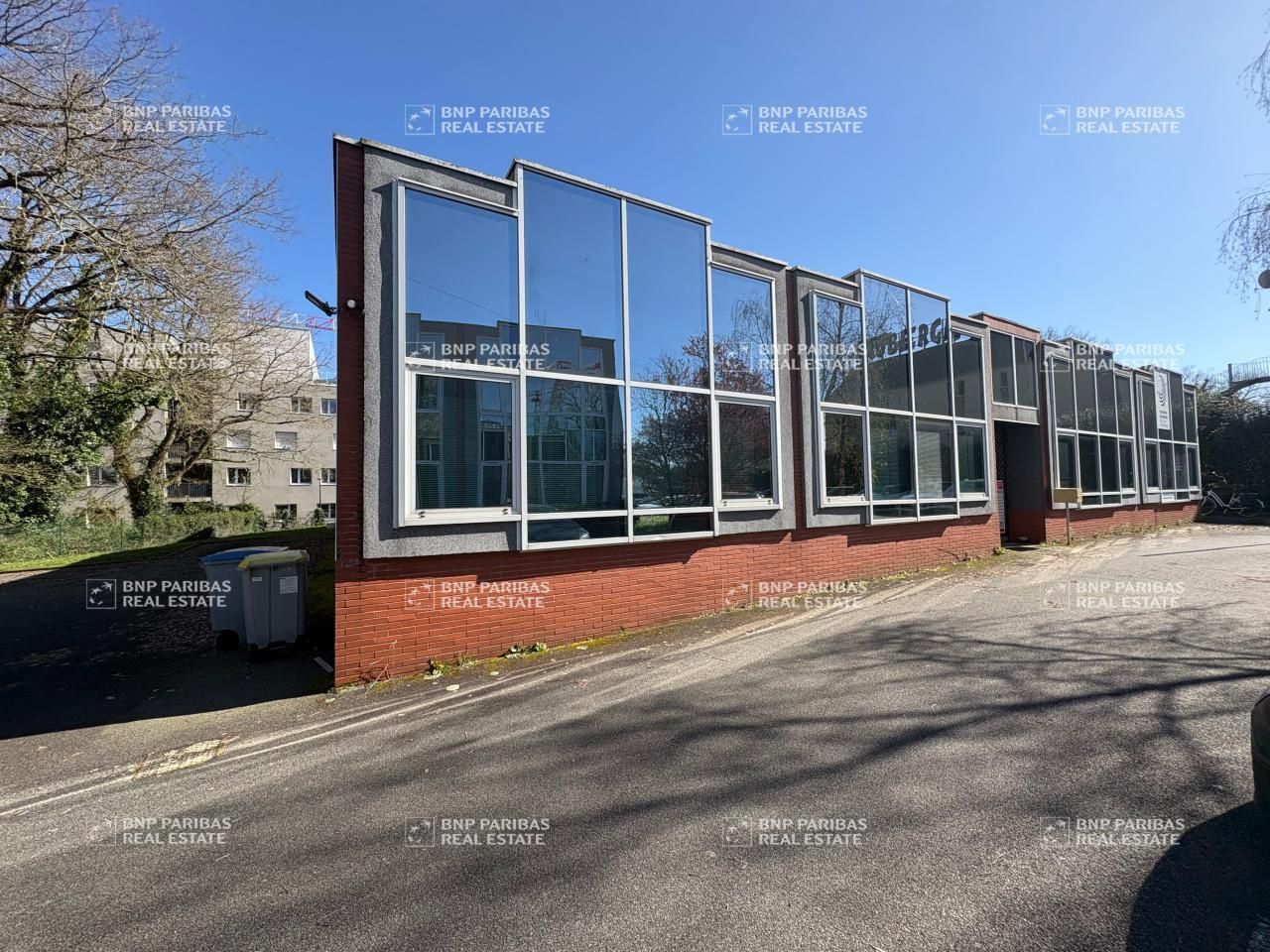 690 m² pour ce bureaux en location à Orvault