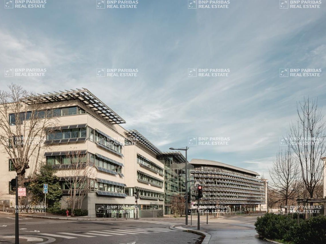 Vente Bureaux 4442 m² divisibles 69009 Lyon