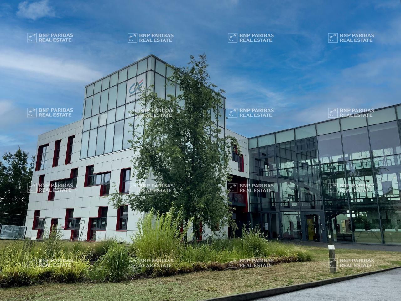 2000 m² pour ce bureaux en location à Dardilly