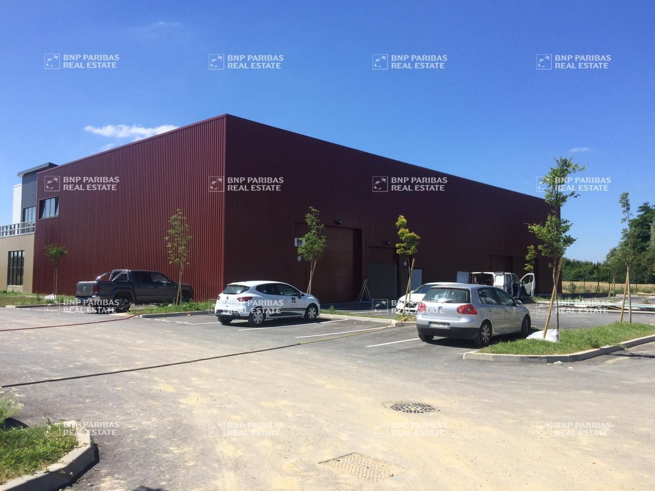 1842 m² pour ce pme-pmi en vente à Saint-pierre-du-perray