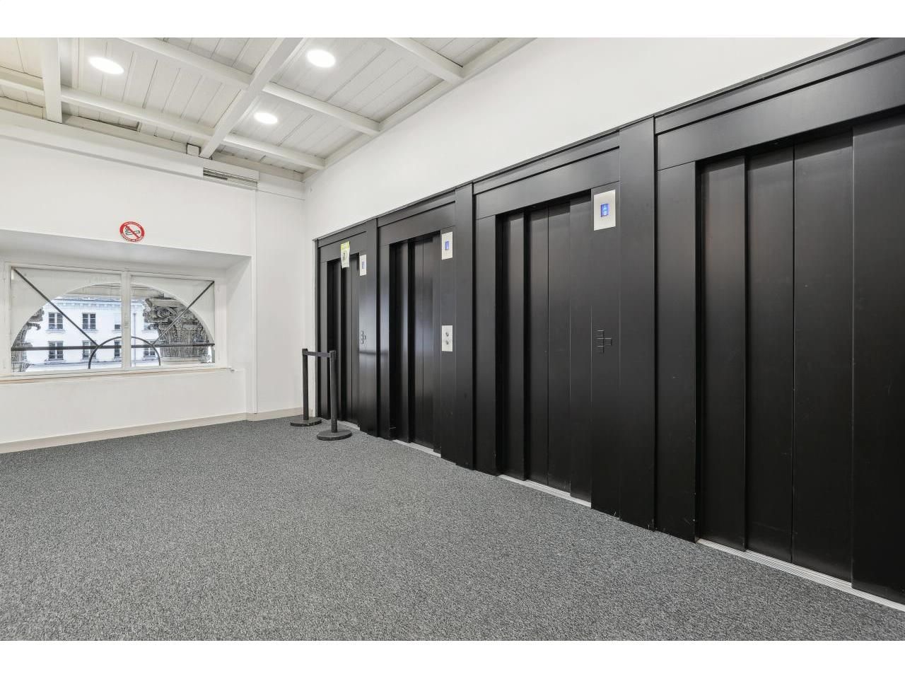 282 m² pour ce bureaux en location à Paris