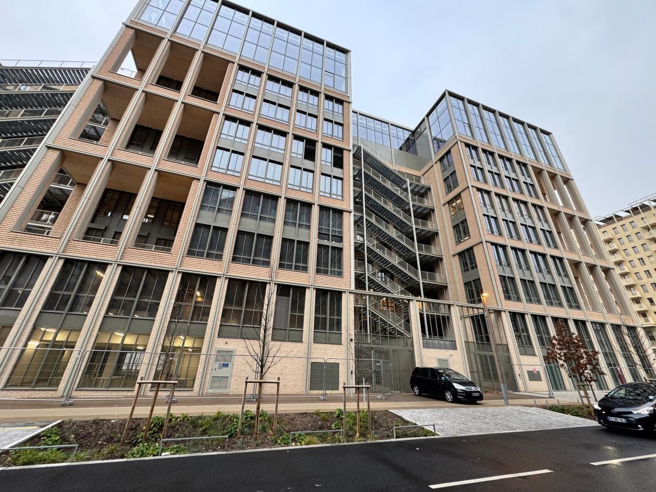 Location Bureaux 14466.2 m² divisibles 93400 Saint-ouen-sur-seine