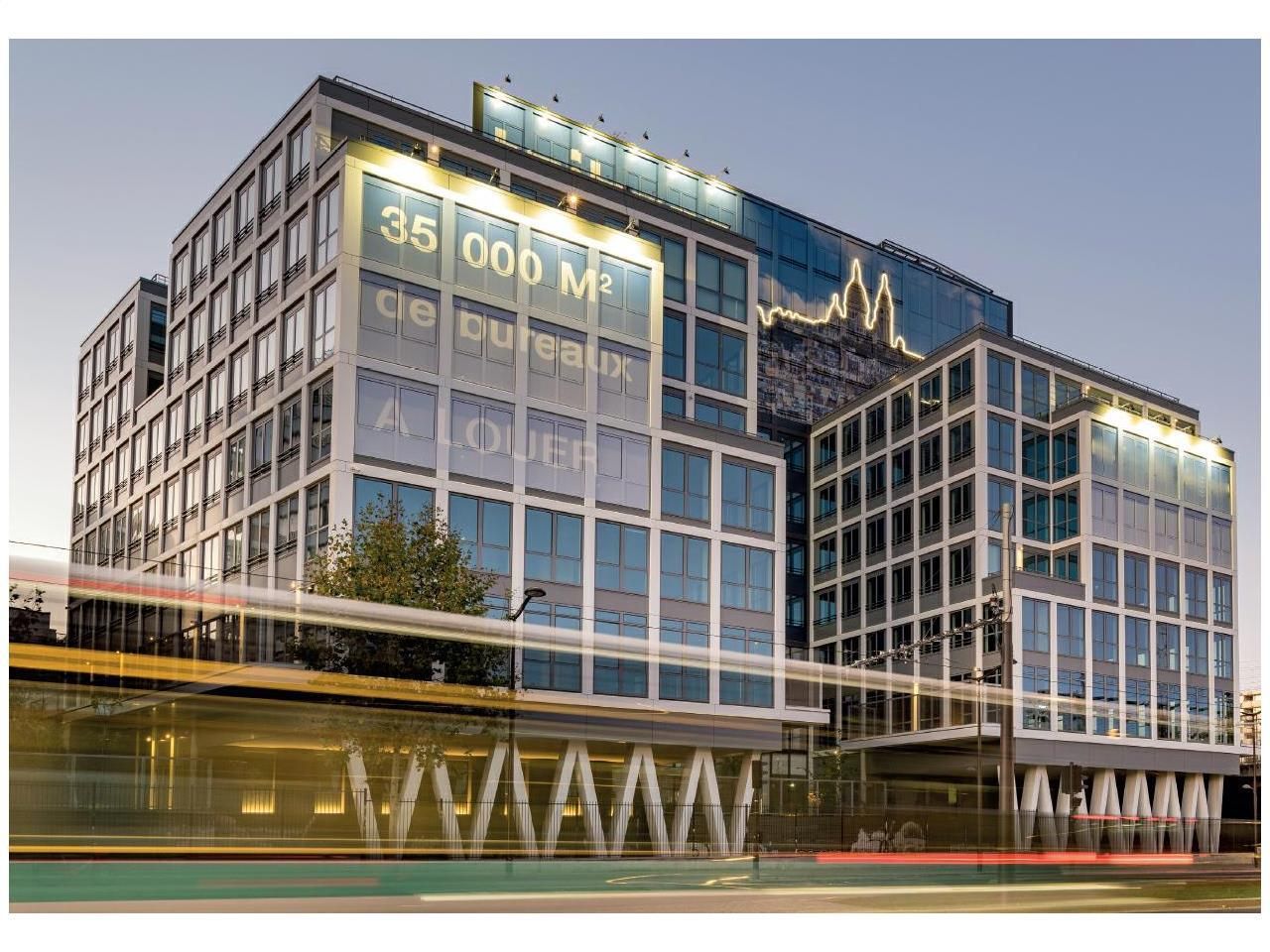 Location Bureaux 21016 m² divisibles 75018 Paris