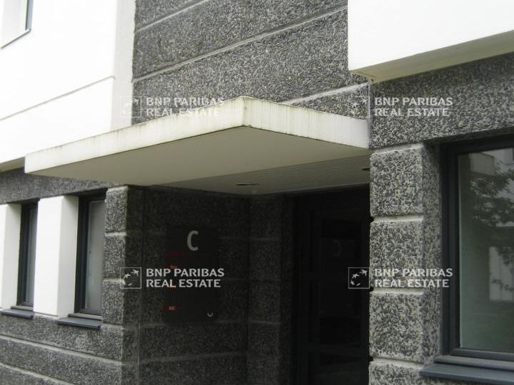 657 m² pour ce bureaux en location à Nantes