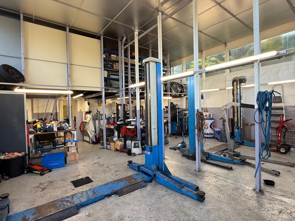 250 m² pour ce activité en vente à Fontenay-le-fleury