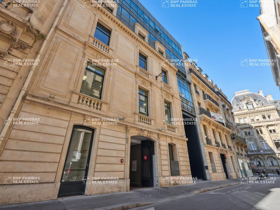 2293.96 m² pour ce bureaux en location à Paris