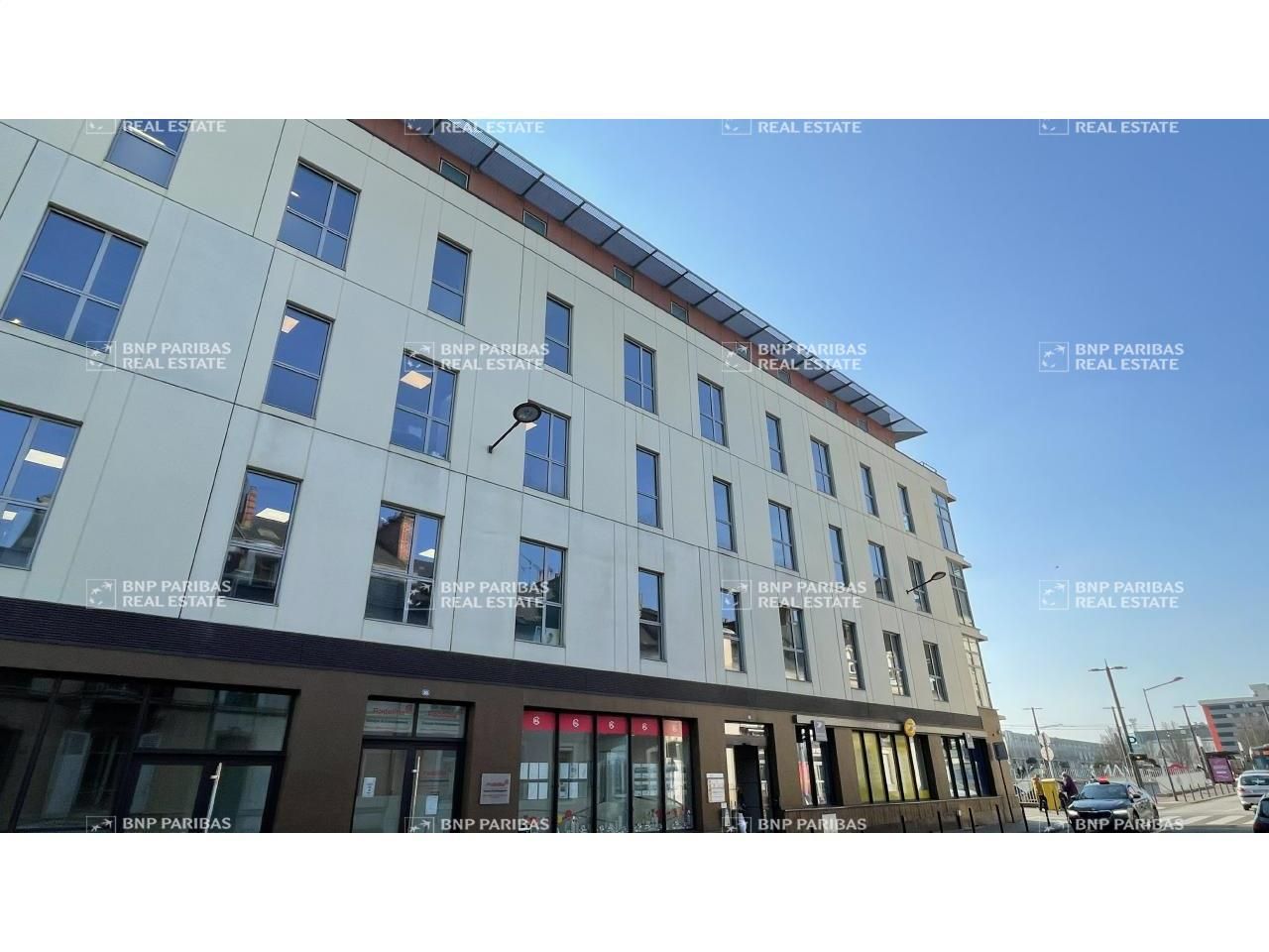 Location Bureaux 265 m² non divisibles 72100 Le mans