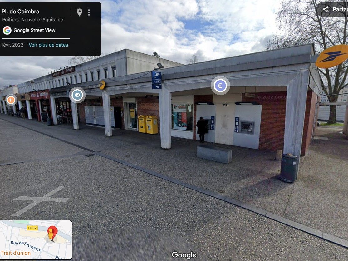 Local commercial loué agnence bancaire Poitiers