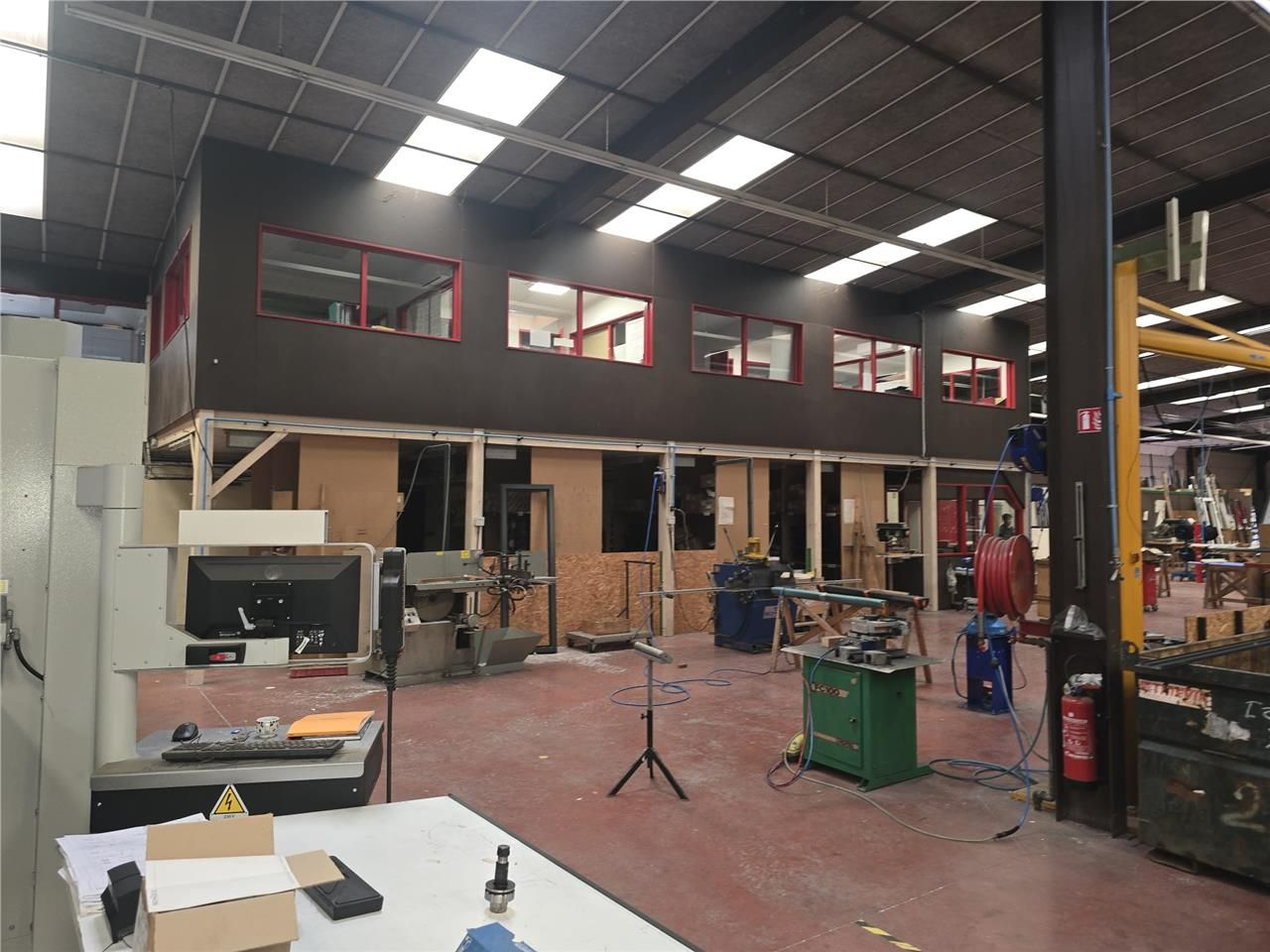 Local d''activité 800m² Mérignac