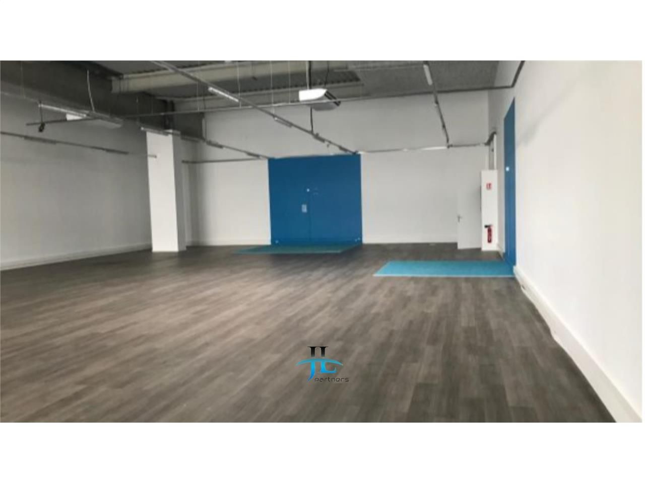 Locaux commerciaux 187m2 à 446m2 à louer Zone Commerciale Biganos