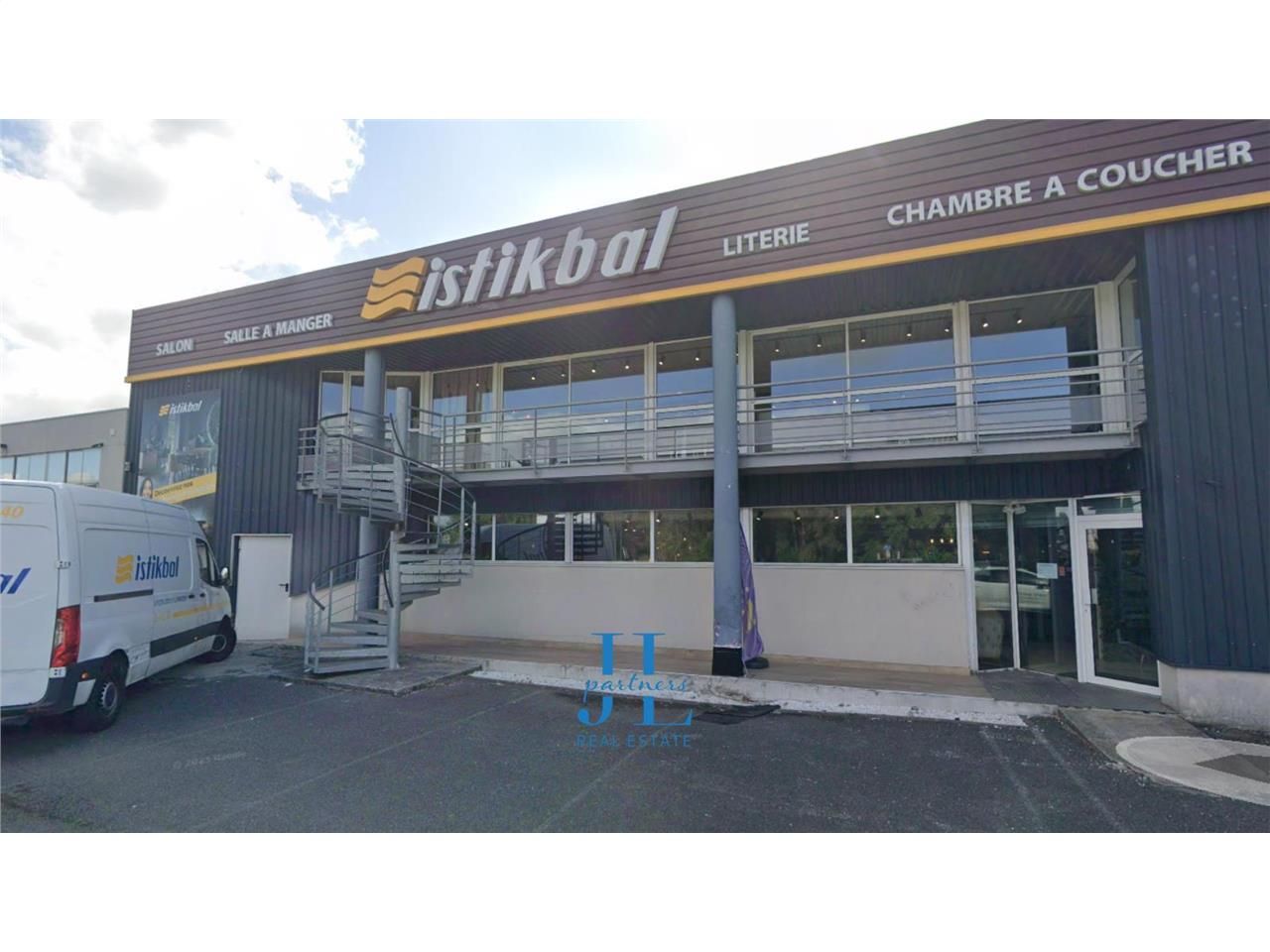 Local commercial 900m2 Emplacement N°1 visibilité Boulevard Bordeaux-Lac