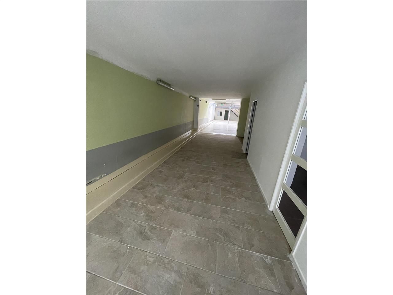 Vente d''un Entrepôt de 250m2 à Nansouty