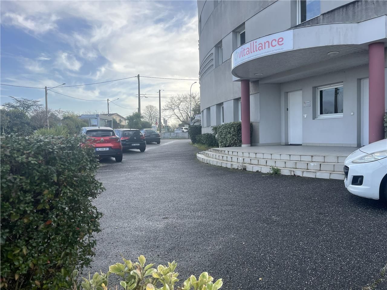 À VENDRE – LOCAL COMMERCIAL 120 m² – Eysines