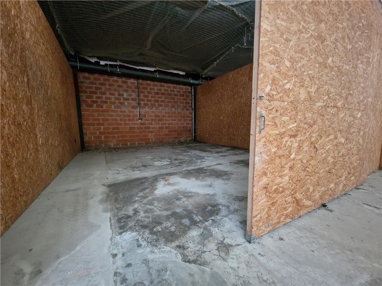 Local d'activités de 49 m² – Proximité immédiate Gare de Bruges