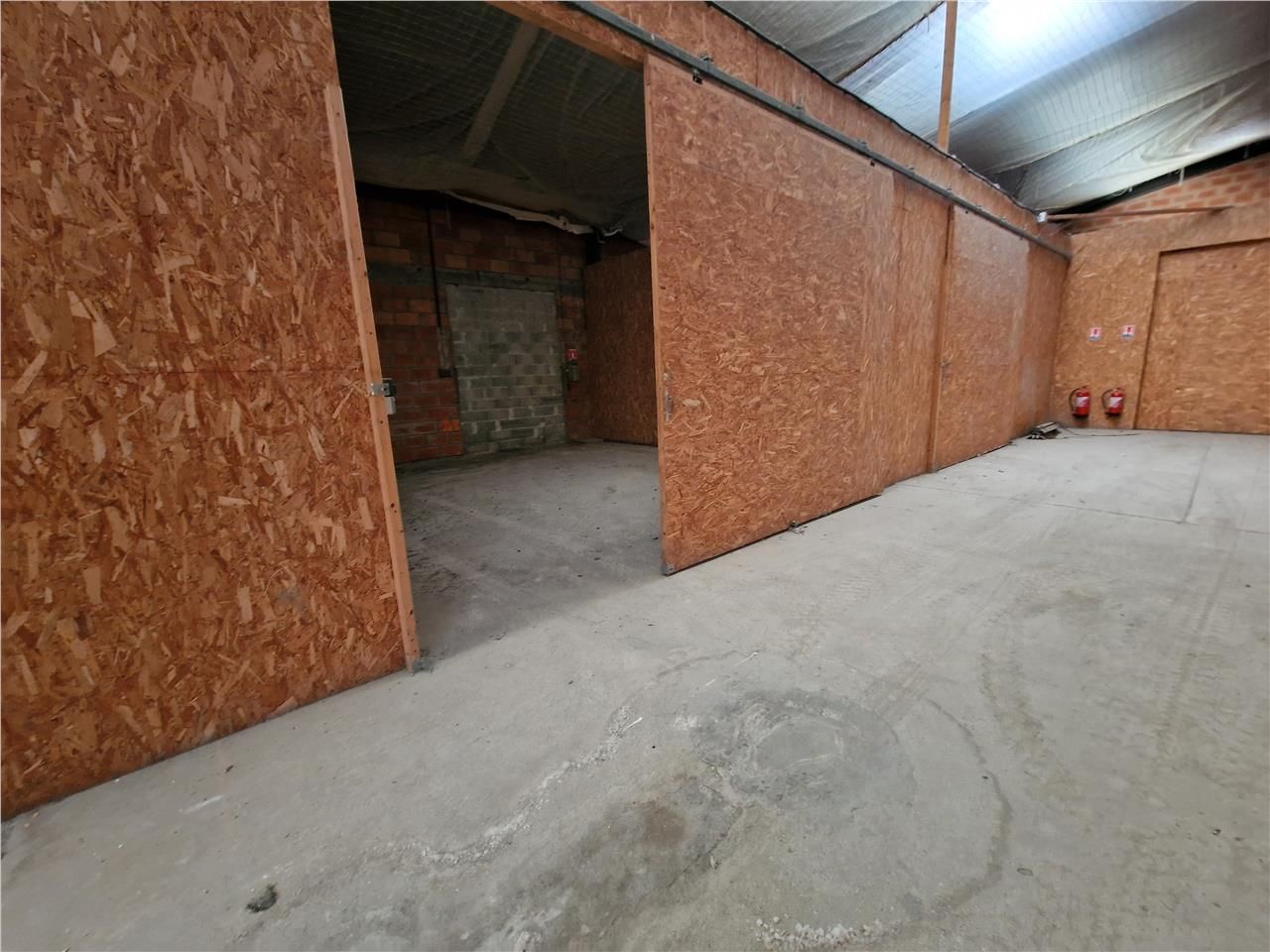 Local d''activités de 35 m² – Proximité immédiate Gare de Bruges